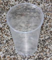 Becher transparent, mit Eichstrich, 0,5 l